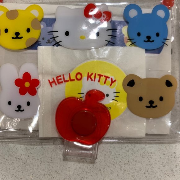 VINTAGE 2000 HELLO KITTY BANDAID PACK MADE IN JAPAN - Picture 5 of 7